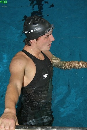 Patrick schafft 400m Freistil in der sensationellen Zeit von 4:06,98min.