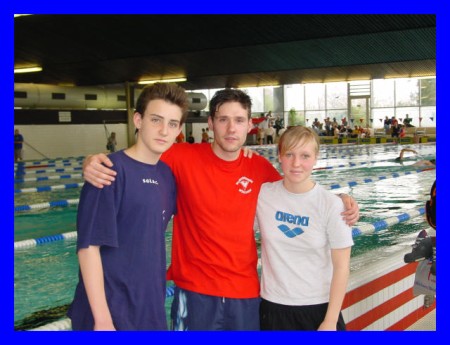 von links: Patrick mit Trainer Tobias Franz und Janine Hofmeister