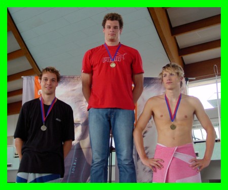 Siegerehrung 200m Freistil Jhrg. 87: 2. Platz Markus Hanusch EMSC